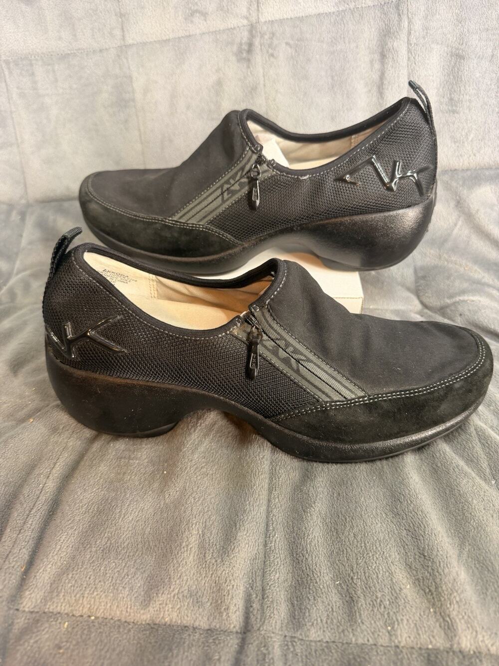 Akkora AnneKlein Sports Womens Black Size 10 Shoes Side Zipper 1.75" Heal